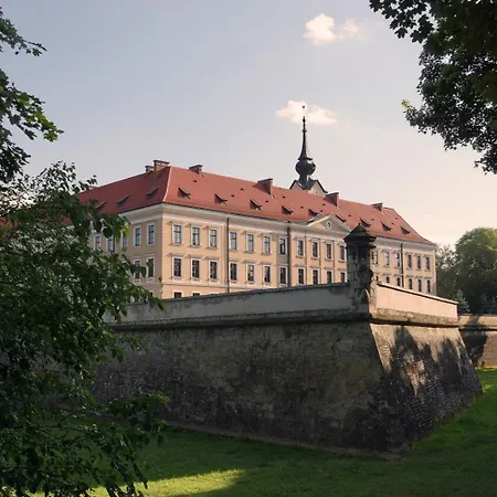 Kwiatkowskiego, Self Check-in, Parking Apartamento