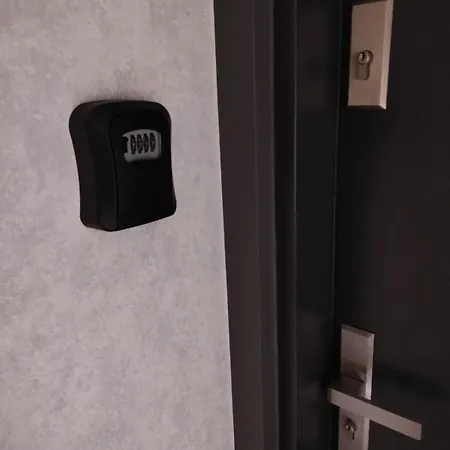 Kwiatkowskiego, Self Check-in, Parking * Rzeszów