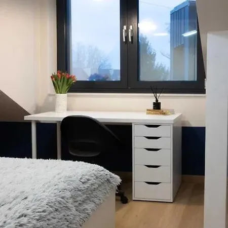 Kwiatkowskiego, Self Check-in, Parking * Rzeszów