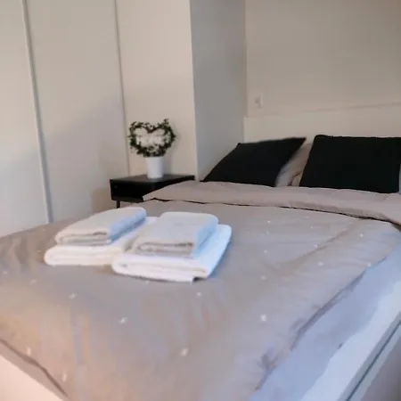 Kwiatkowskiego, Self Check-in, Parking Rzeszów